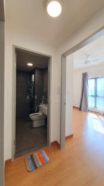 Service Residence for Rent at Maya Bay Residences @ Gamuda Cove - Krystal Lim - Bathroom - PropertyGuru.com.my