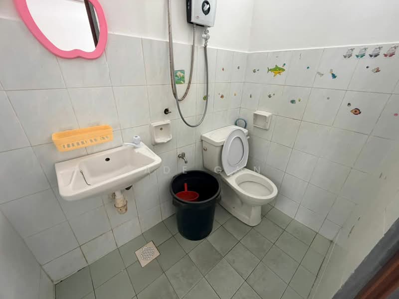 Pangsapuri untuk Disewa di Sri Awana Townhouse - Jade Gan - Bathroom - PropertyGuru.com.my
