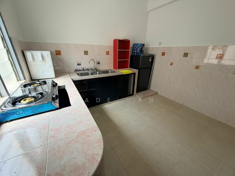 Pangsapuri untuk Disewa di Sri Awana Townhouse - Jade Gan - Kitchen - PropertyGuru.com.my
