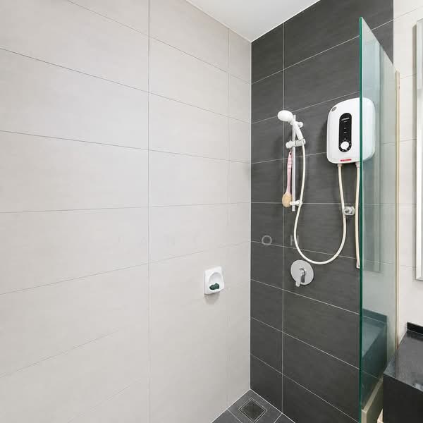Kondominium untuk Disewa di Queensville - Jane Loh - Bathroom - PropertyGuru.com.my