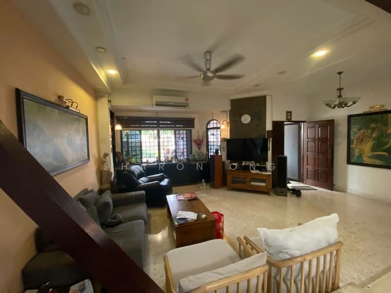 Rumah Teres 2 Tingkat untuk Dijual di Taman Perling (Perling) - Sharon Ong - Living Room - PropertyGuru.com.my