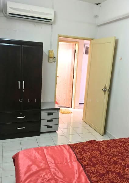 Kondominium untuk Dijual di Midlands Condo - Clifton Chee - Bedroom - PropertyGuru.com.my