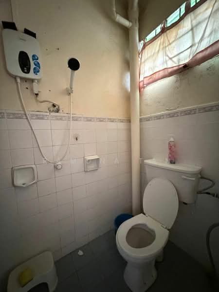 Pangsapuri untuk Dijual di Kiara - Ramona Tan - Bathroom - PropertyGuru.com.my