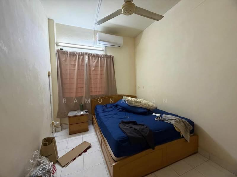 Pangsapuri untuk Dijual di Kiara - Ramona Tan - Bedroom - PropertyGuru.com.my