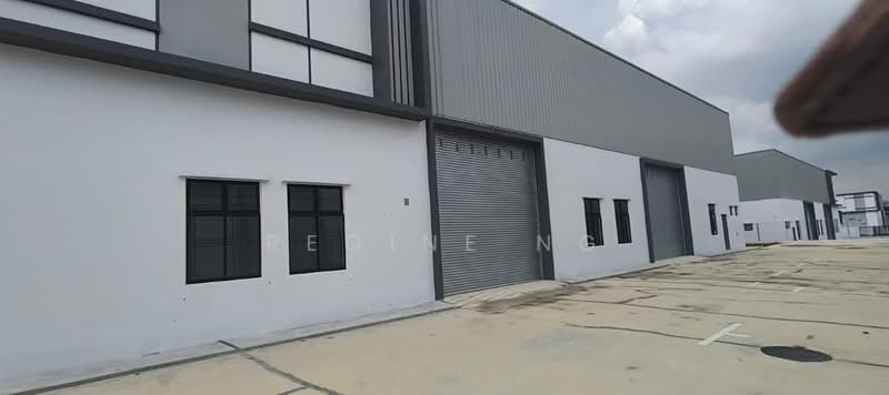 Semi-D Factory for Rent in Pasir Gudang (Johor) - Regine Ng - Exterior - PropertyGuru.com.my