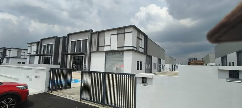 Semi-D Factory for Rent in Pasir Gudang (Johor) - Regine Ng - Exterior - PropertyGuru.com.my