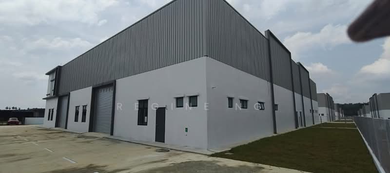 Semi-D Factory for Rent in Pasir Gudang (Johor) - Regine Ng - Exterior - PropertyGuru.com.my