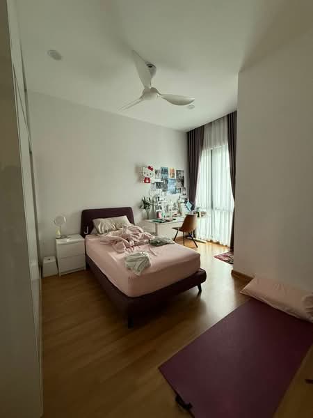 Rumah Berkembar untuk Dijual di Taman Molek (Johor Bahru) - June Tan - Bedroom - PropertyGuru.com.my