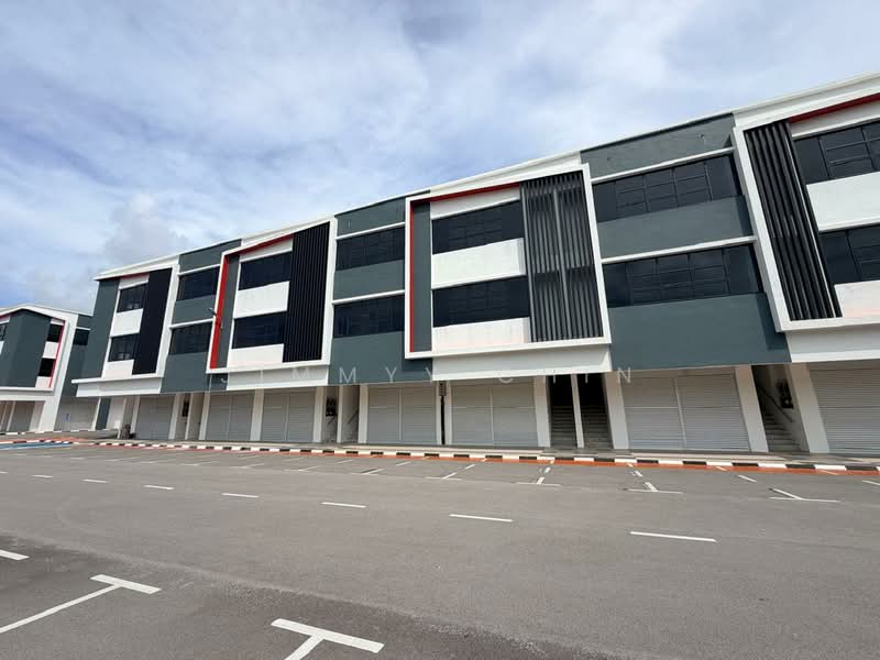Shop for Sale in Kuching (Sarawak) - Jimmyy Chin - Exterior - PropertyGuru.com.my