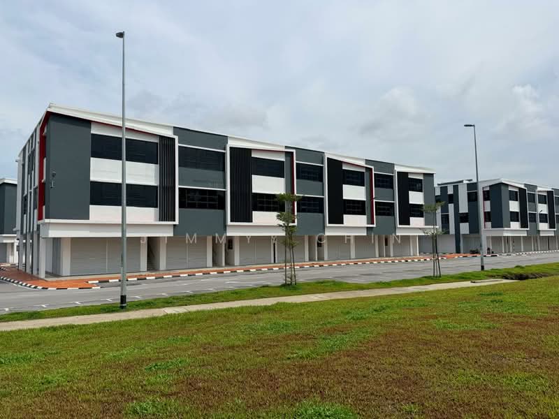 Shop for Sale in Kuching (Sarawak) - Jimmyy Chin - Exterior - PropertyGuru.com.my