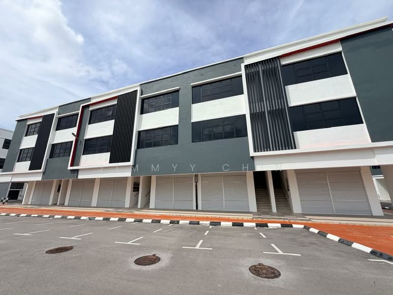 Shop for Sale in Kuching (Sarawak) - Jimmyy Chin - Exterior - PropertyGuru.com.my