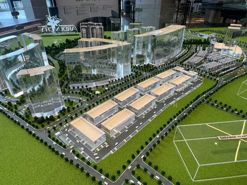 Shop for Sale in Kuching (Sarawak) - Jimmyy Chin - Exterior - PropertyGuru.com.my