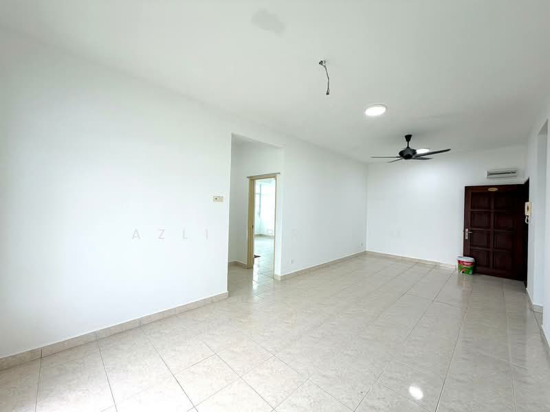 Condominium for Sale at Kelana Sentral - Azli Ibrahim - Living Room - PropertyGuru.com.my