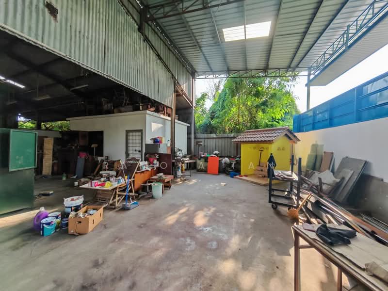 Kilang untuk Dijual di Kawasan Perindustrian Bukit Rambai (Bukit Rambai) - Ramona Tan - Exterior - PropertyGuru.com.my