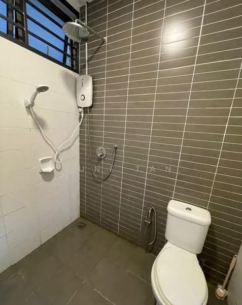 Service Residence for Sale at Palazio - June Tan - Bathroom - PropertyGuru.com.my