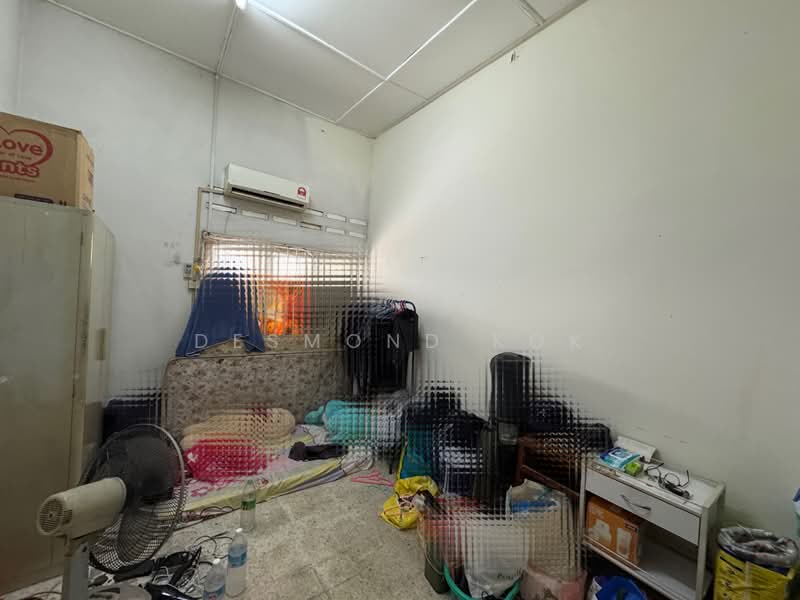 Rumah Teres 1 Tingkat untuk Dijual di Kepong Baru (Kepong) - Desmond Kok - Bedroom - PropertyGuru.com.my