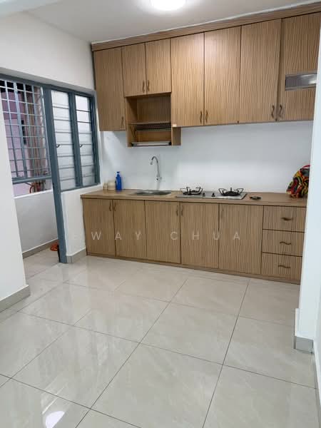 Rumah Flat untuk Dijual di Taman Daya - Jalan Sagu 34 - Eway Chua - Kitchen - PropertyGuru.com.my