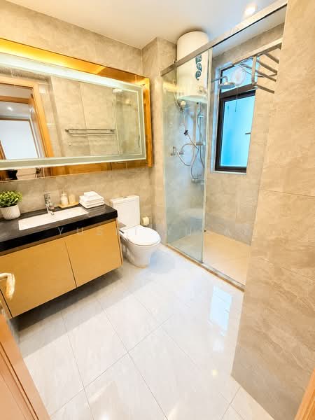 Servis Apartment untuk Disewa di R&F Princess Cove Phase 1 - Yusri Yusak - Bathroom - PropertyGuru.com.my