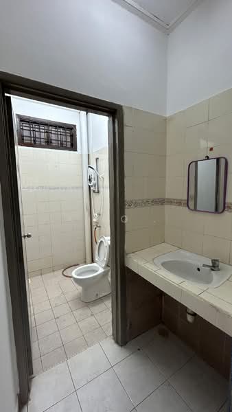 1.5-storey Terraced House for Rent in Taman Pelangi Indah (Ulu Tiram) - Khoo . - PropertyGuru.com.my