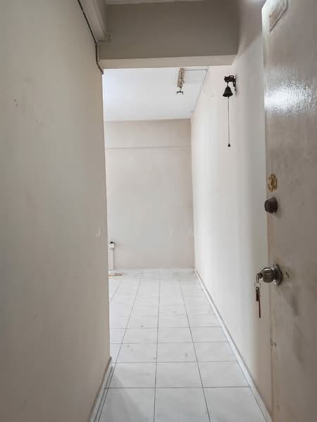 Pangsapuri untuk Dijual di Daya View - Jas Tay - Entrance - PropertyGuru.com.my