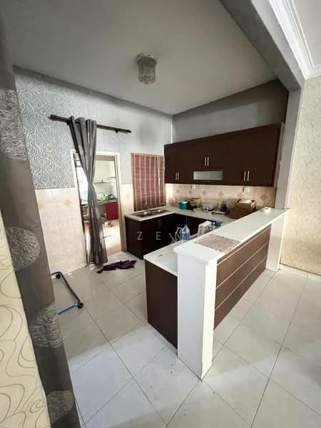 Rumah Teres untuk Dijual di Taman Mutiara Rini (Skudai) - NG ZEN XI - Kitchen - PropertyGuru.com.my