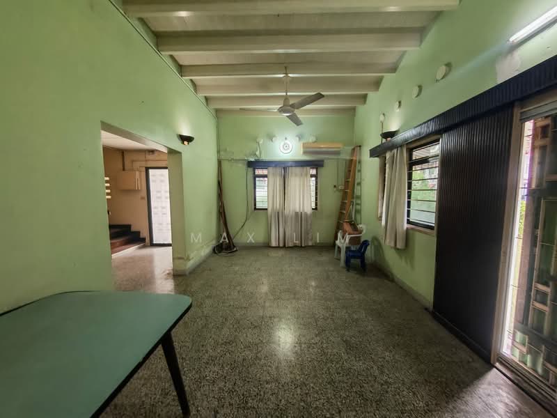 Rumah Berkembar untuk Dijual di Gurney Drive (Penang) - Max Lim - Living Room - PropertyGuru.com.my