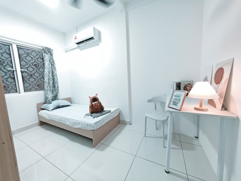 Condominium for Rent at Paraiso Residence @ The Earth - William Chin - Bedroom - PropertyGuru.com.my
