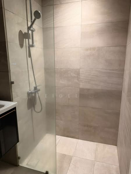 Kediaman Servis untuk Disewa di Henna Residence @ The Quartz WM - PeiGee . - Bathroom - PropertyGuru.com.my