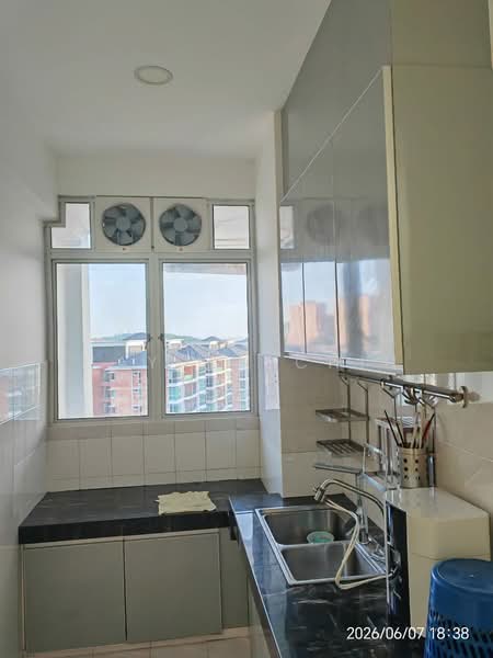 Kondominium untuk Disewa di Green Acre - Cayden Chin - Kitchen - PropertyGuru.com.my