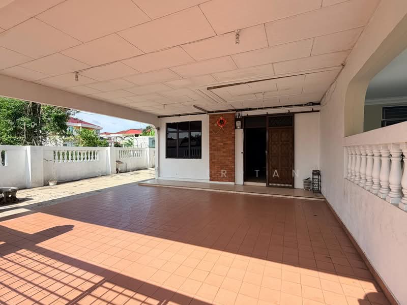 2-storey Terraced House for Rent in Taman Sutera Belia (Batu Berendam) - Sinclair Tan - Exterior - PropertyGuru.com.my