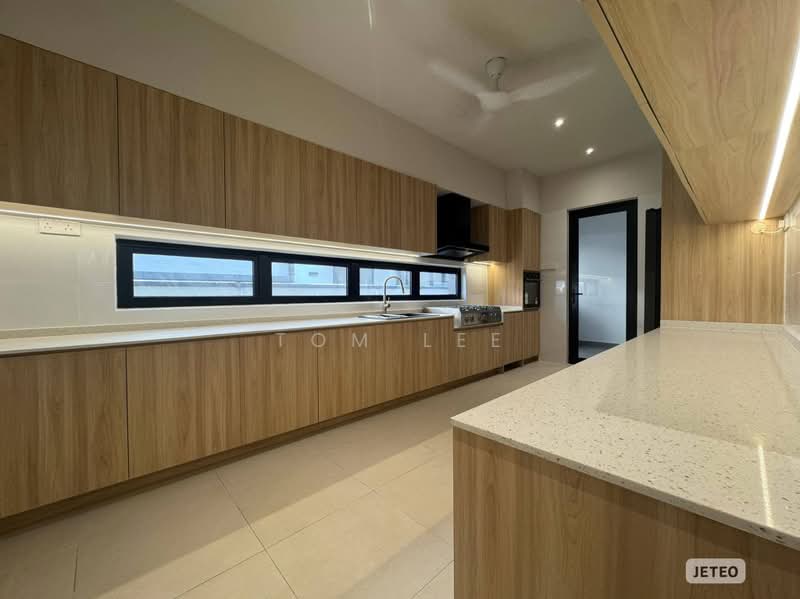 Rumah Berkembar untuk Dijual di Telok Panglima Garang (Selangor) - Tom Lee - PropertyGuru.com.my