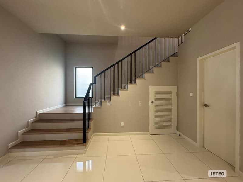 Rumah Berkembar untuk Dijual di Telok Panglima Garang (Selangor) - Tom Lee - PropertyGuru.com.my