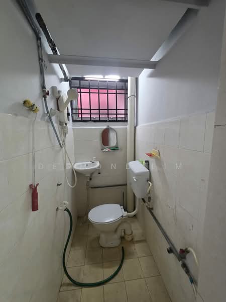 Pangsapuri untuk Dijual di Sri Delima - Desmond Lim - Bathroom - PropertyGuru.com.my