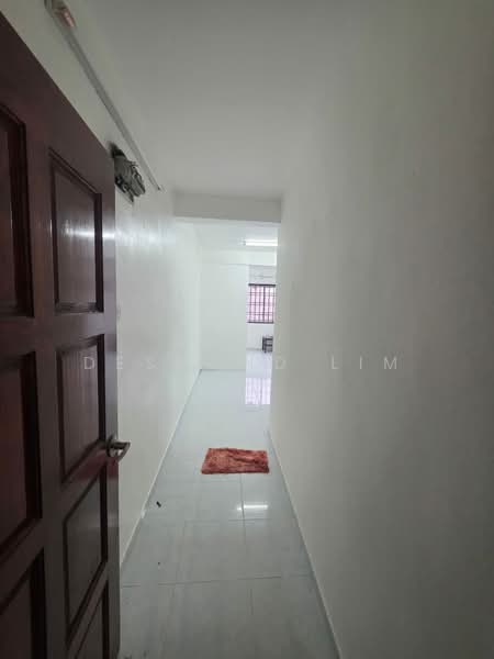 Pangsapuri untuk Dijual di Sri Delima - Desmond Lim - Corridor - PropertyGuru.com.my