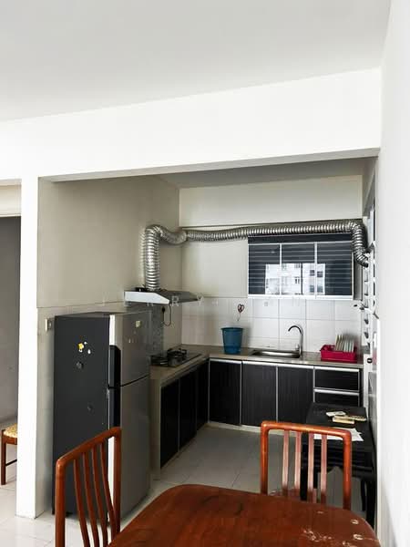 Kondominium untuk Disewa di Summer Place - Jerry Tan - Kitchen - PropertyGuru.com.my