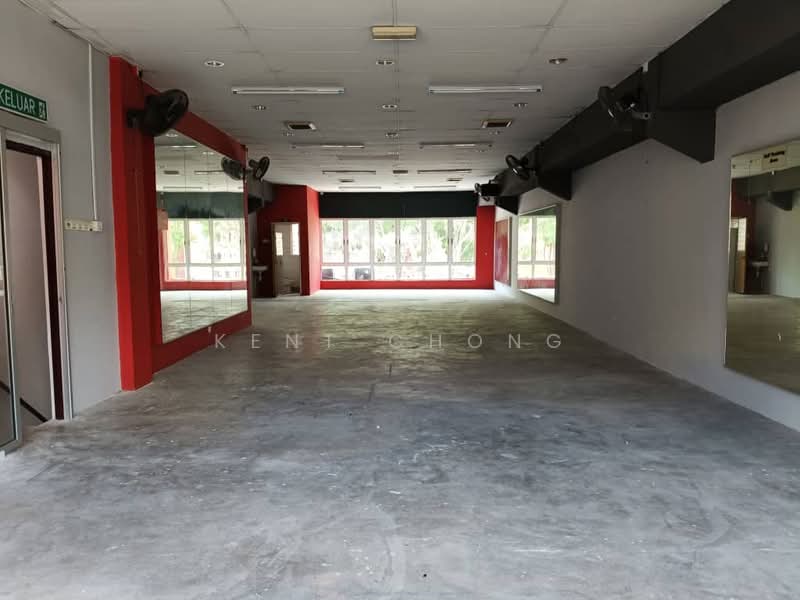 Kedai / Pejabat untuk Disewa di Bandar Putra Permai (Seri Kembangan) - Kent Chong - Interior - PropertyGuru.com.my
