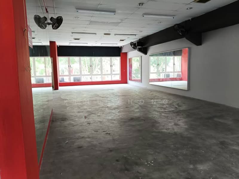 Kedai / Pejabat untuk Disewa di Bandar Putra Permai (Seri Kembangan) - Kent Chong - Interior - PropertyGuru.com.my