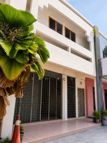 Shop for Rent in KL City Centre (Kuala Lumpur) - Farah Rasul - Exterior - PropertyGuru.com.my