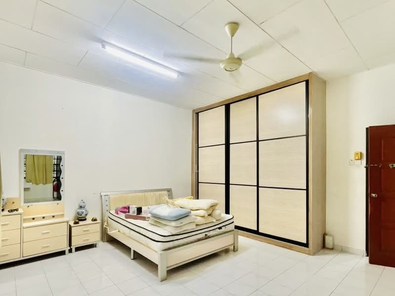 Rumah Berkembar untuk Disewa di Ayer Itam (Penang) - KV LOO - Bedroom - PropertyGuru.com.my