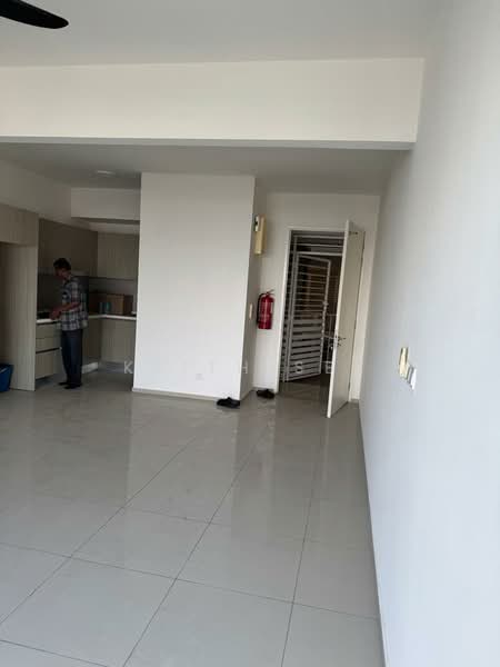 Servis Apartment untuk Dijual di Gravit8, Klang - Keith See - Kitchen - PropertyGuru.com.my