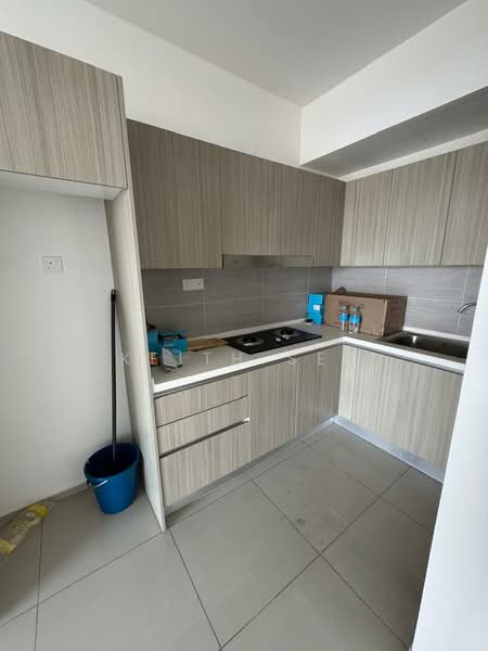 Servis Apartment untuk Dijual di Gravit8, Klang - Keith See - Kitchen - PropertyGuru.com.my