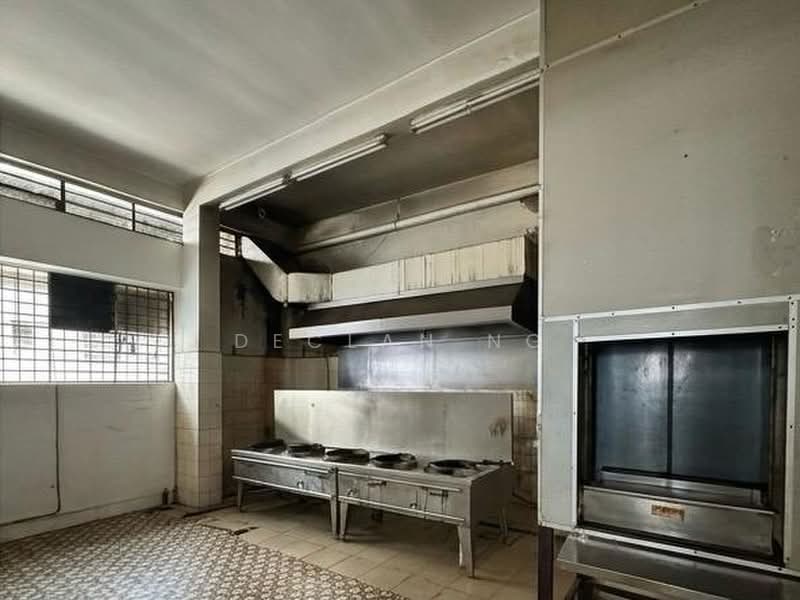 Commercial Bungalow for Rent in George Town (Penang) - Declan Ng - Kitchen - PropertyGuru.com.my