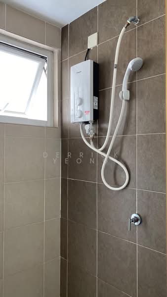 Condominium for Rent at Casa Tropika - Derrick Yeong - Bathroom - PropertyGuru.com.my
