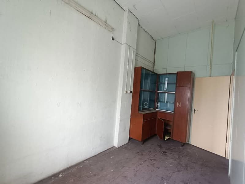 Shop for Sale in Gopeng (Perak) - Vincent Chin - Interior - PropertyGuru.com.my
