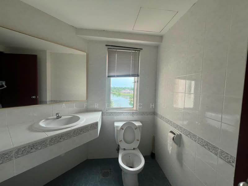 Condominium for Sale at Kasuma Resort - Alfred Chua - Bathroom - PropertyGuru.com.my