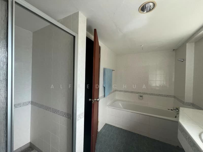 Condominium for Sale at Kasuma Resort - Alfred Chua - Bathroom - PropertyGuru.com.my