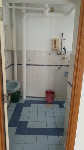 Kondominium untuk Disewa di Bam Villa - Sam Yee - Bathroom - PropertyGuru.com.my