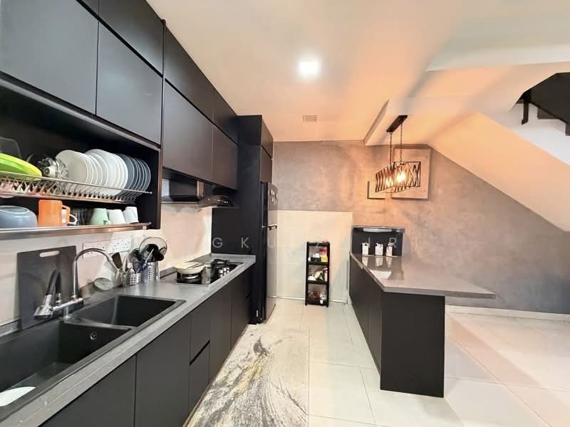 2-storey Terraced House for Sale in Shah Alam (Selangor) - Tengku Zairi - PropertyGuru.com.my