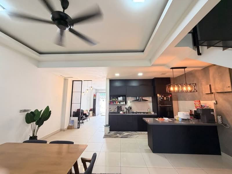2-storey Terraced House for Sale in Shah Alam (Selangor) - Tengku Zairi - PropertyGuru.com.my
