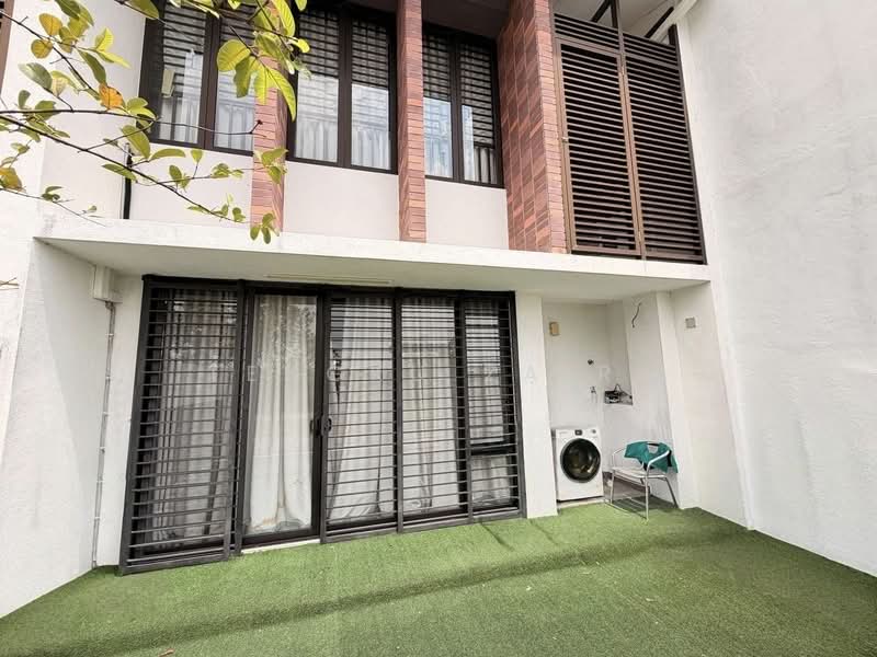 2-storey Terraced House for Sale in Shah Alam (Selangor) - Tengku Zairi - PropertyGuru.com.my